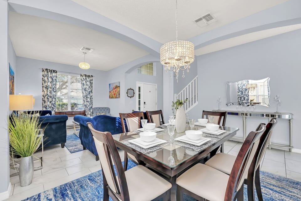House (6 Bedrooms) | Property amenity