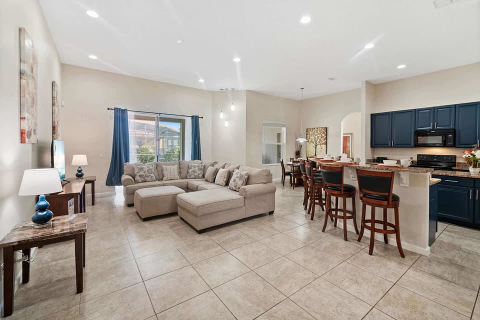 House (5 Bedrooms) | Property amenity