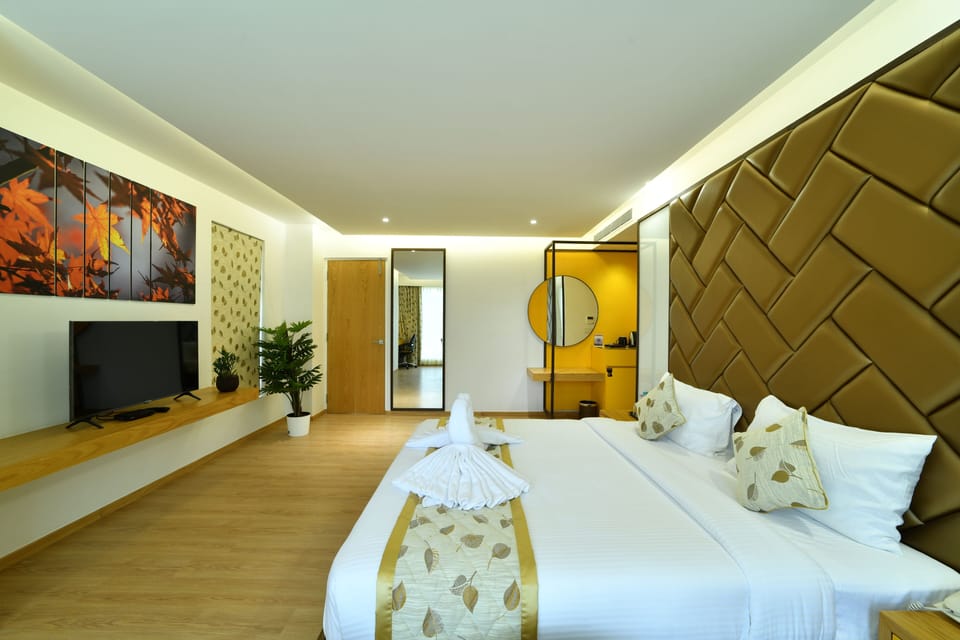 Comfort Room | Desk, soundproofing, iron/ironing board, free WiFi