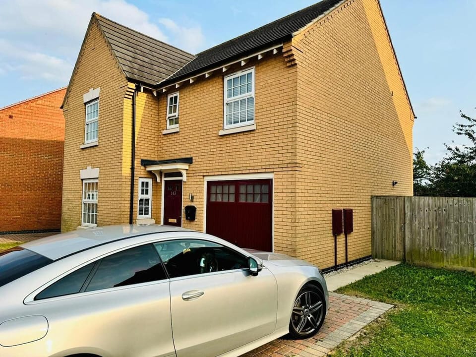 House | Property grounds
