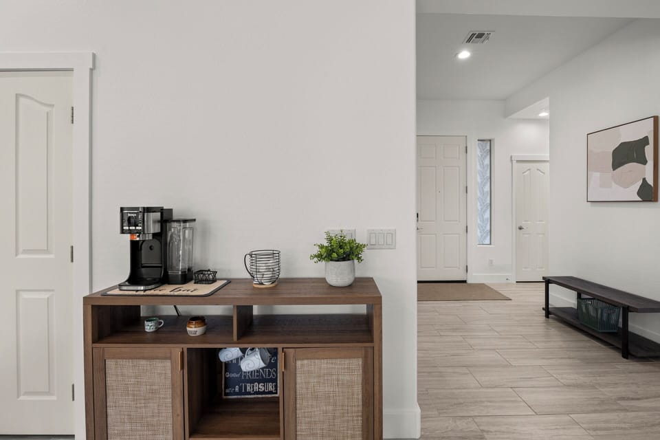 Pod and Drip Coffee Bar  