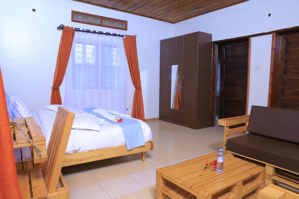 Executive Double Room | Free WiFi