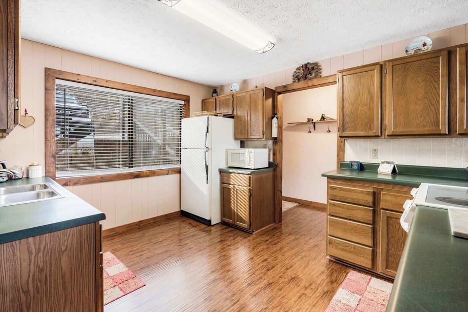 Unit 116 - Fully equipped kitchen