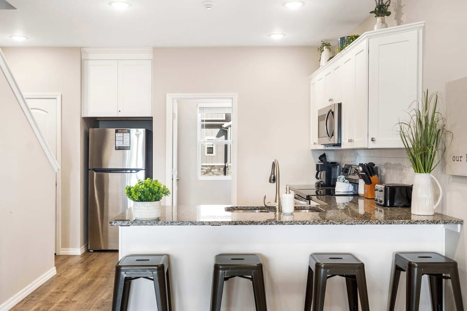 Additional seating along the counters