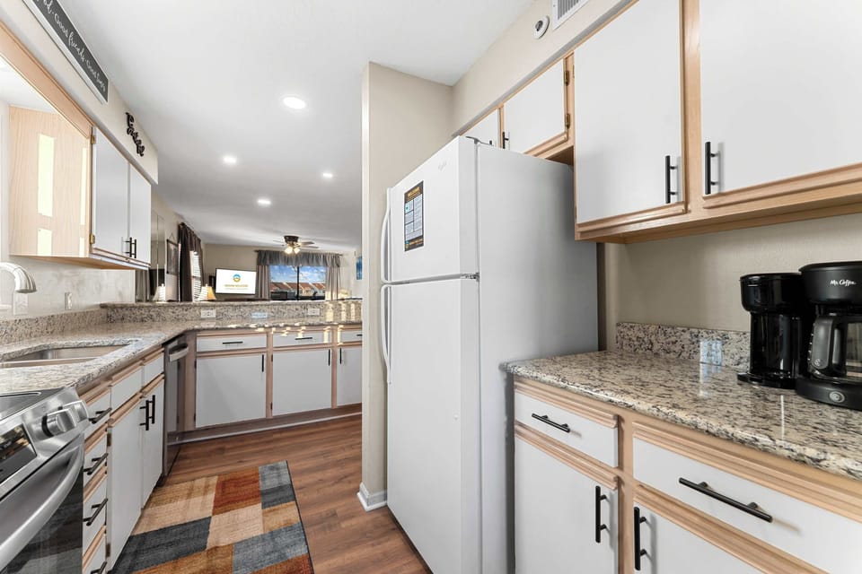 Fully equipped kitchen