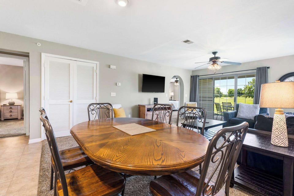 Dining table with seating for 6