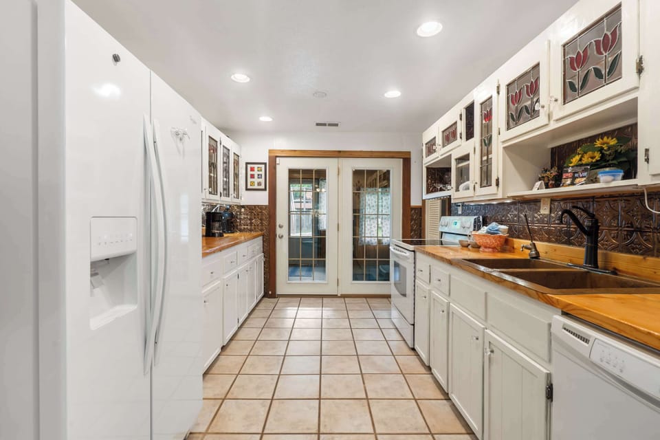Fully stocked kitchen