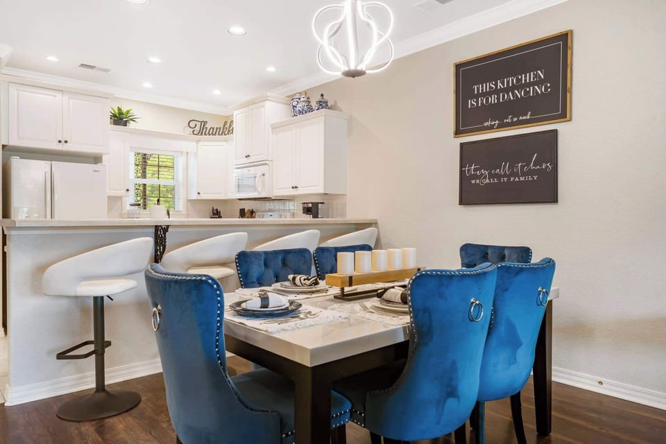 Dining table with seating for 6