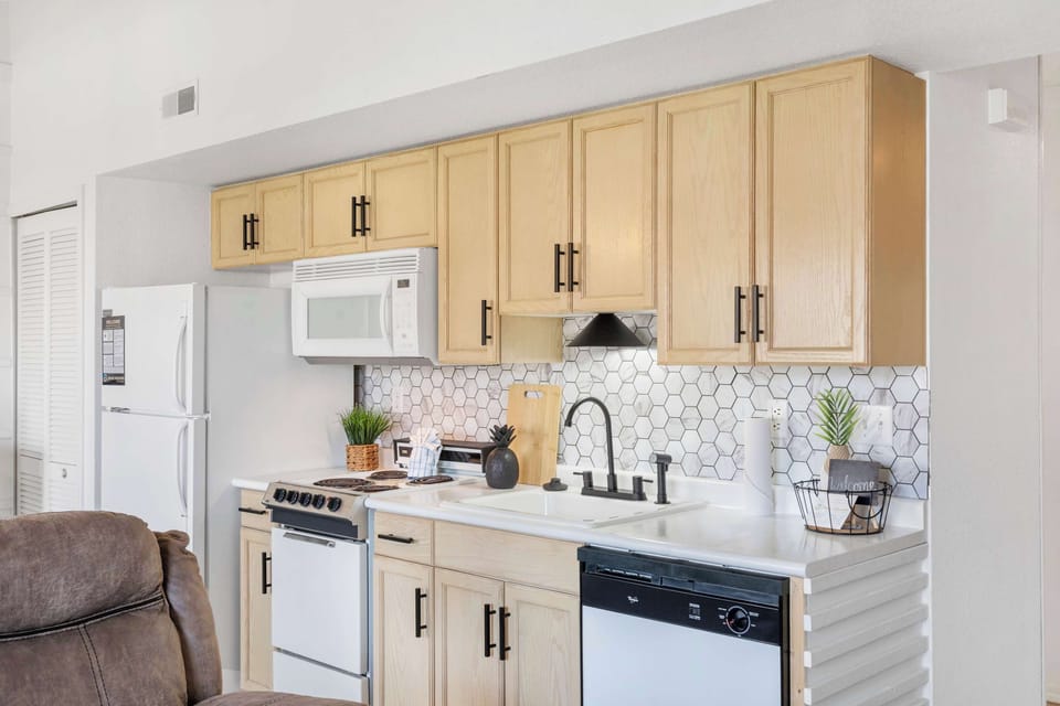 Fully equipped kitchen