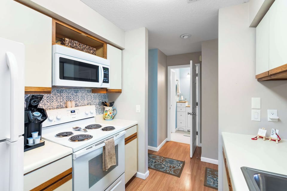 Fully equipped kitchen