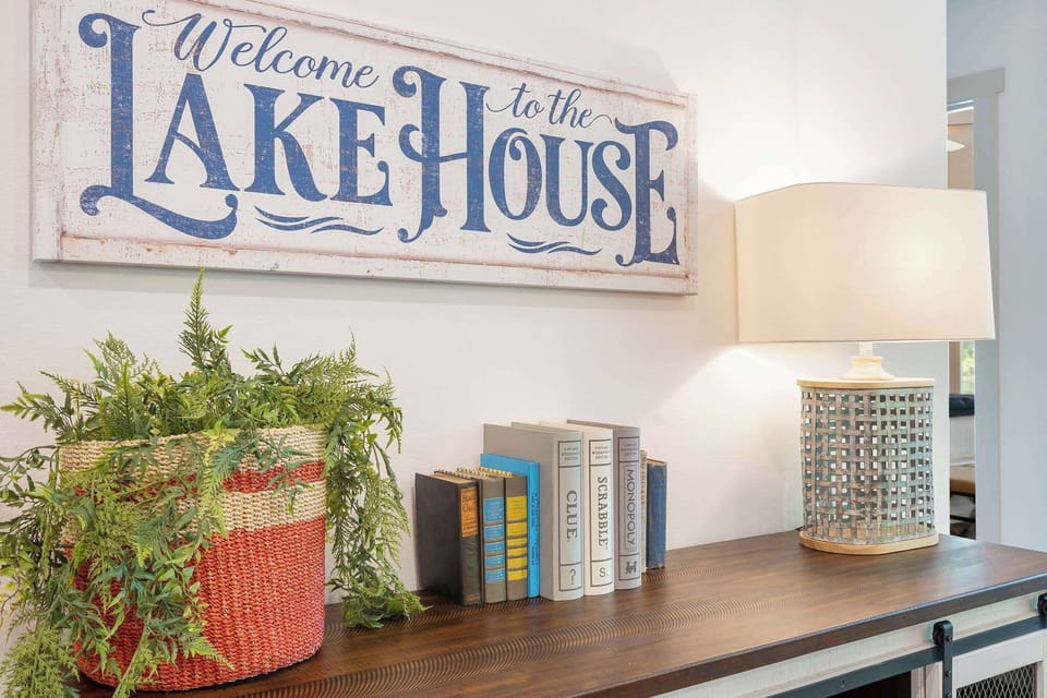 Welcome to Lakeside Haven!