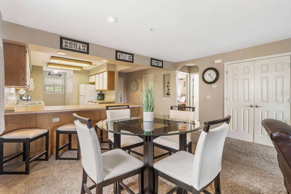 Dining table with seating for 4