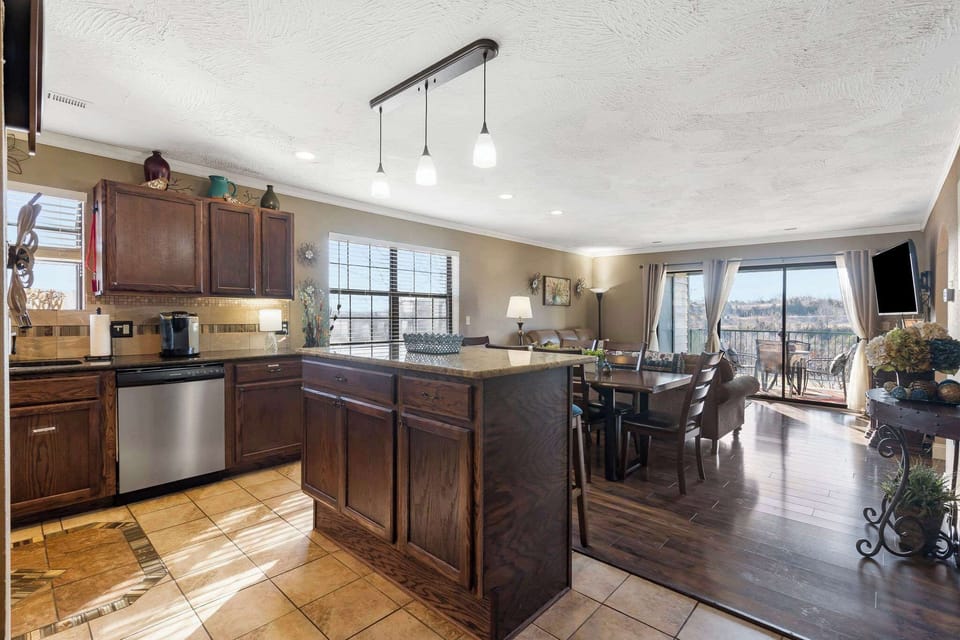 Kitchen bar counter with seating for 3