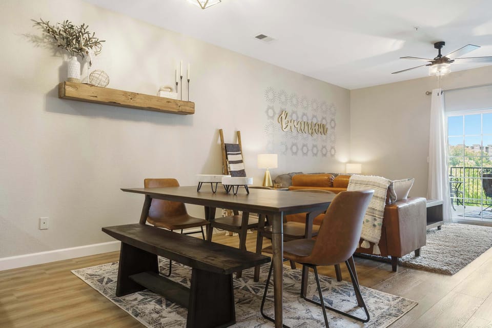 Dining room table fit for 6