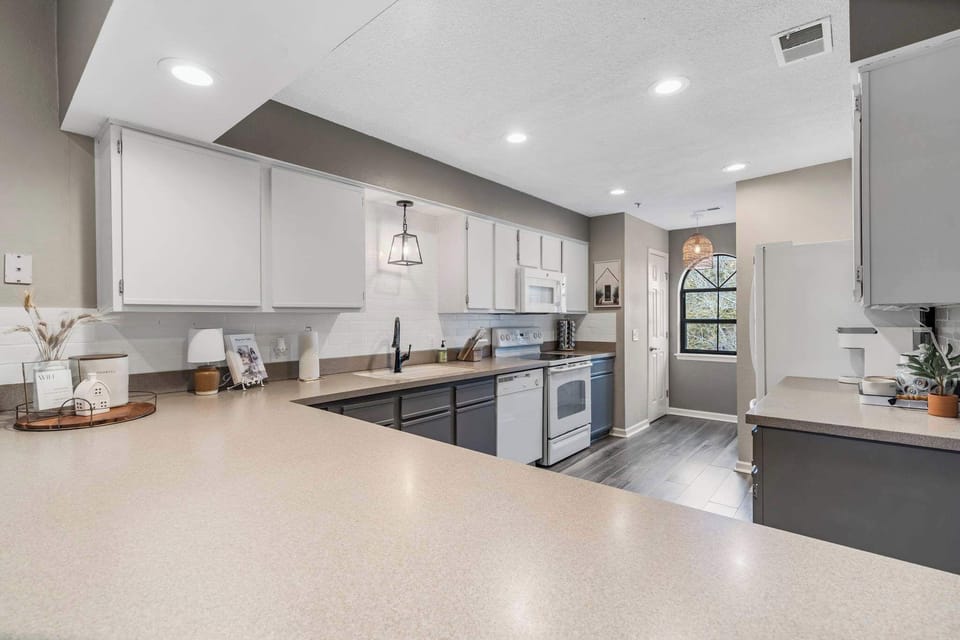 Fully equipped kitchen