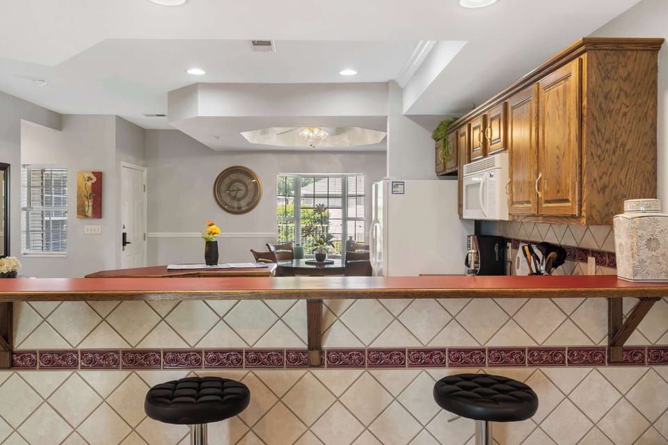Bar stool seating around the counter