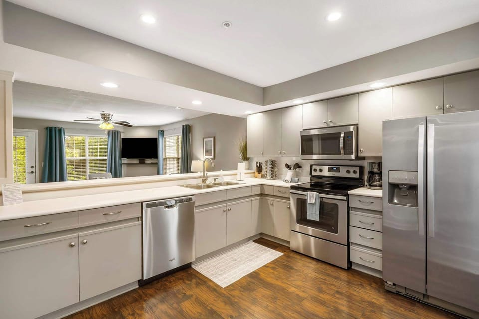 Fully equipped kitchen