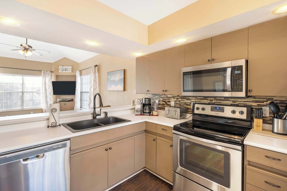 Prepare your favorite meals in the fully equipped kitchen