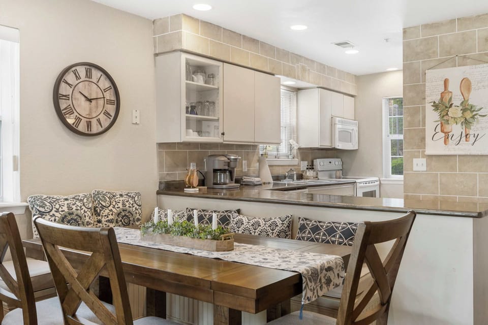 Dining table with seating for 6