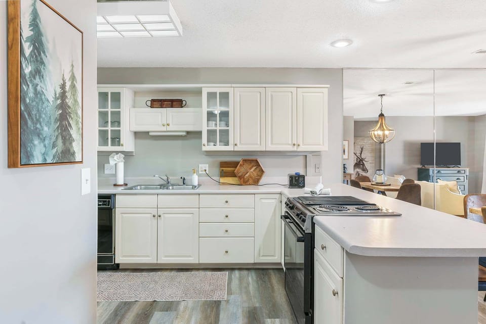 Fully equipped kitchen