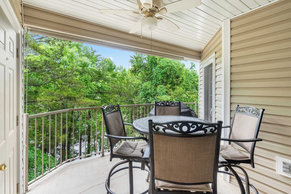 Lounge the day away or dine alfresco with gorgeous views on the balcony