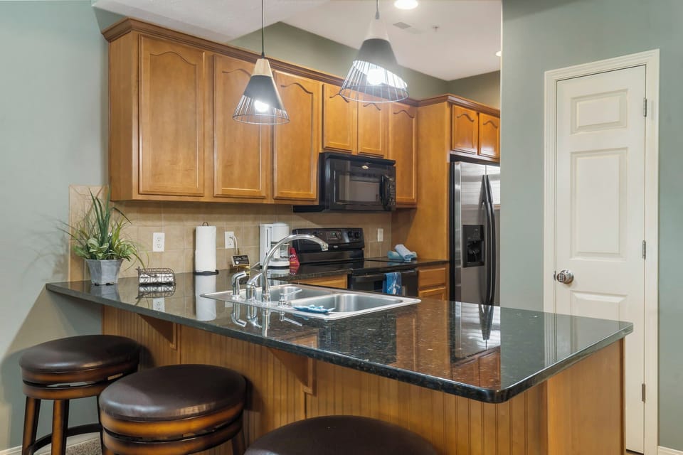 Kitchen bar counter with seating for 3