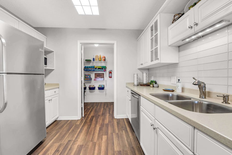 Fully equipped kitchen