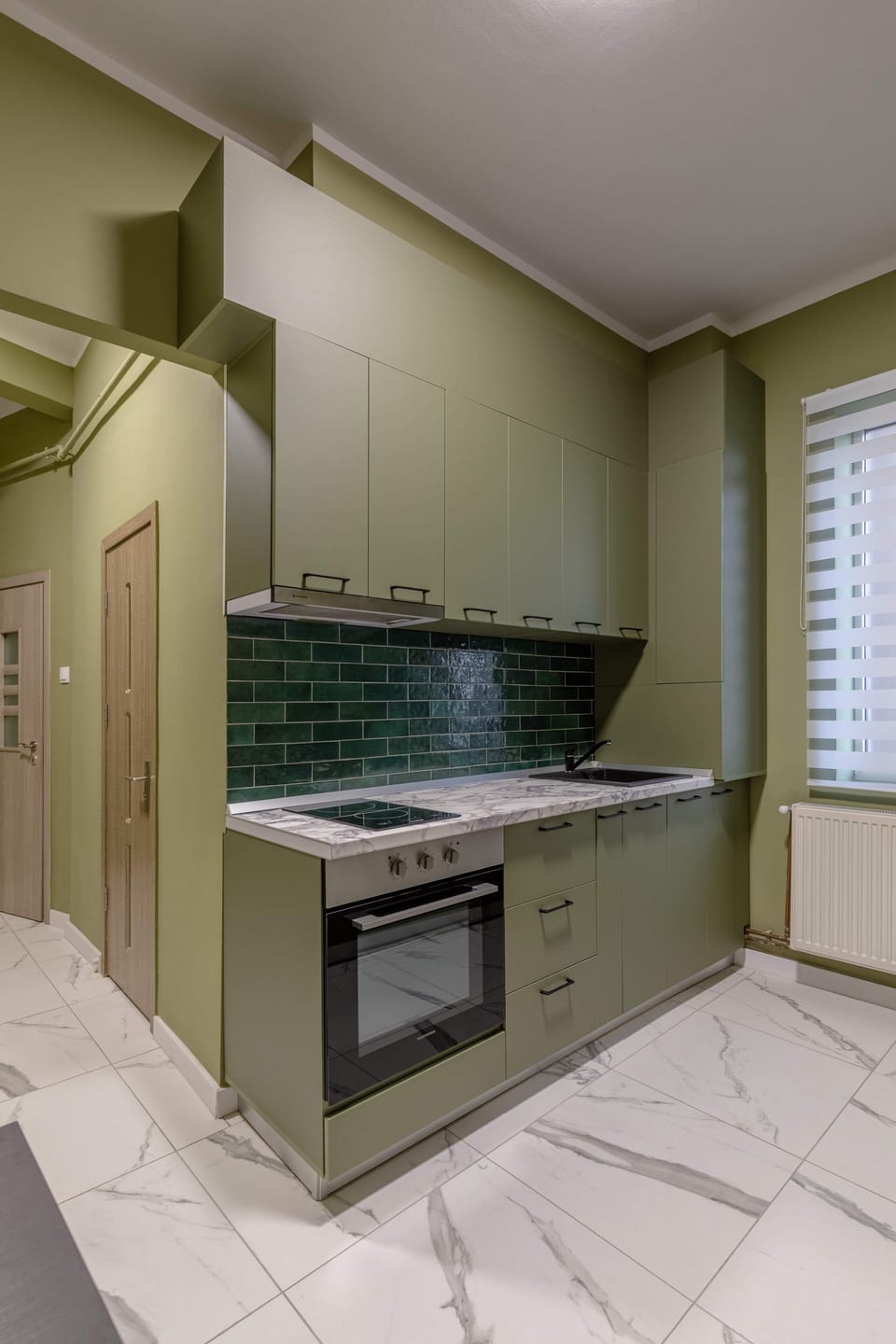 Comfort Apartment, 1 Queen Bed, Non Smoking, Balcony | Private kitchen | Espresso maker, coffee/tea maker, electric kettle, toaster