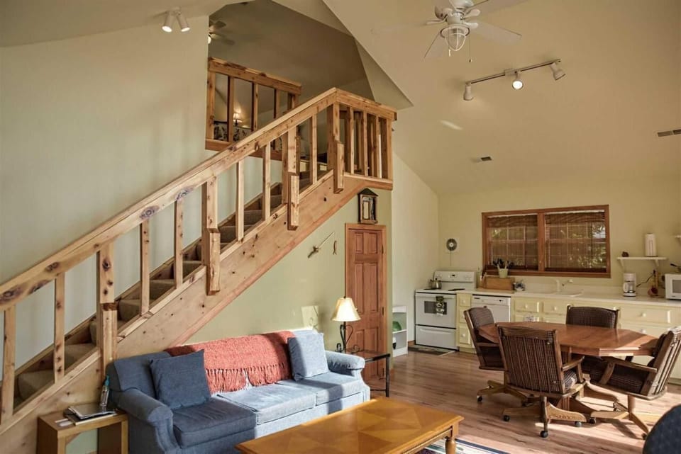 Riverside20-20loft