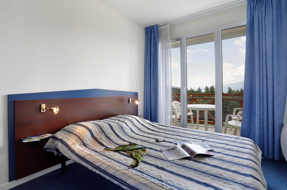 Drift to sleep in the comfortable Double bed after a wonderful day outside.