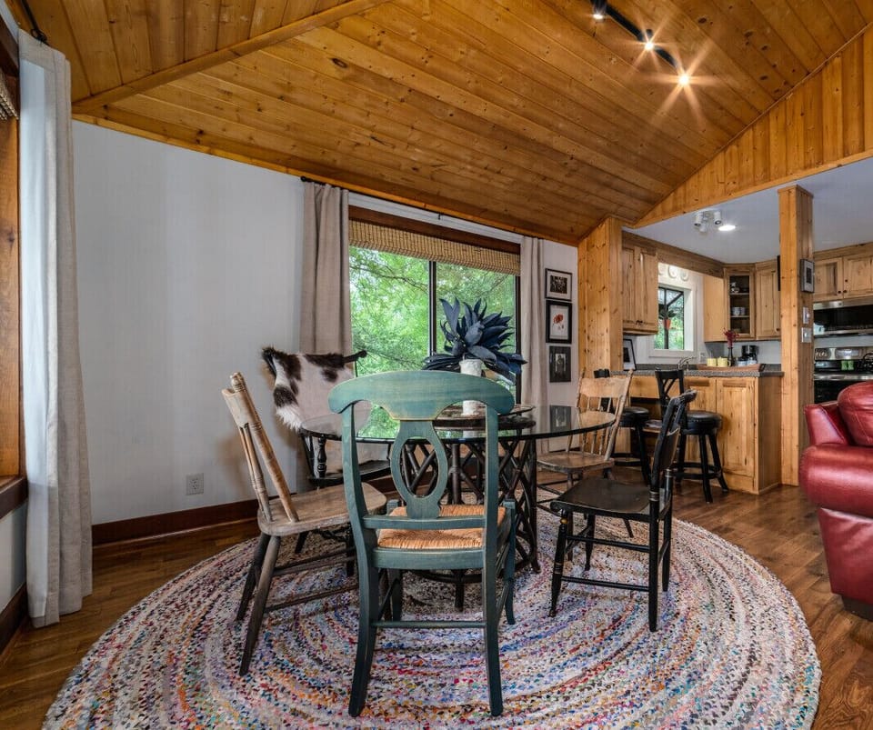 Plenty of seating in the dining area in the open concept living space.