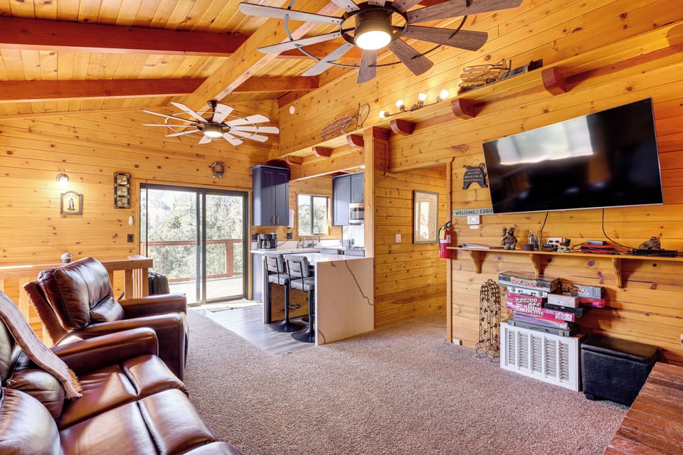 Living Room | Main Level | Board Games | Smart TV