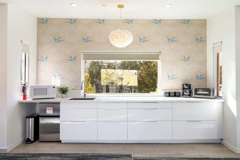 Kitchenette.