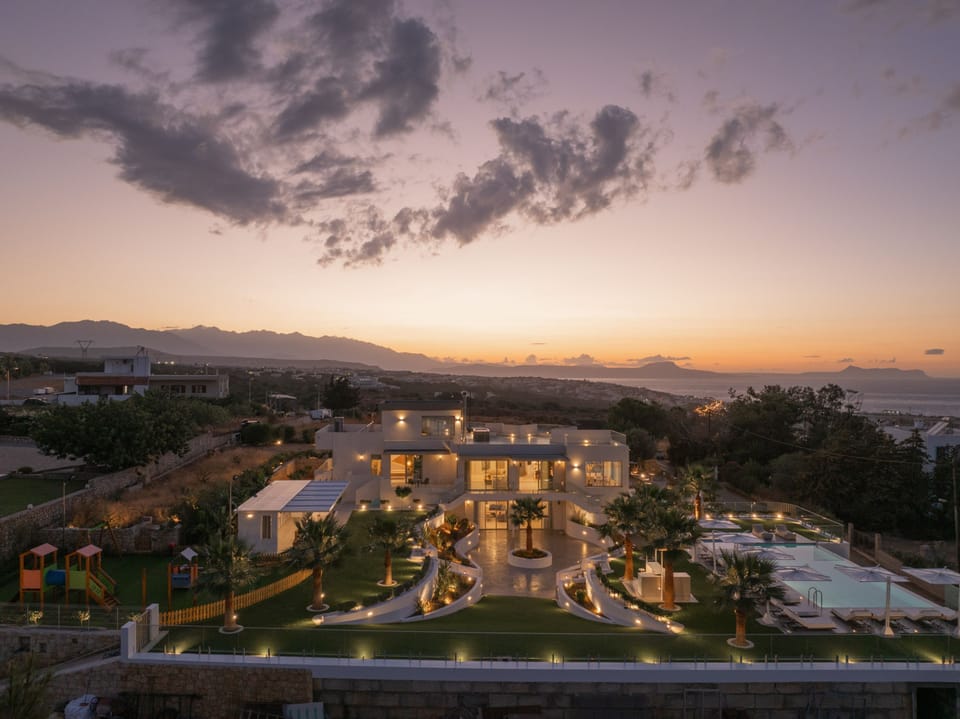 House | 6 bedrooms, soundproofing