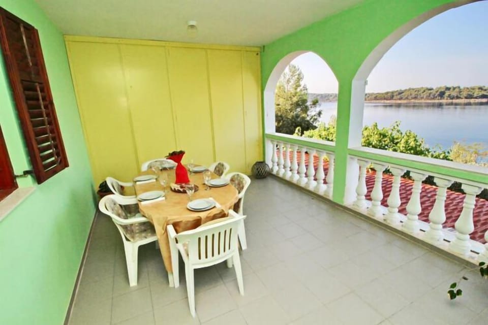 terrace