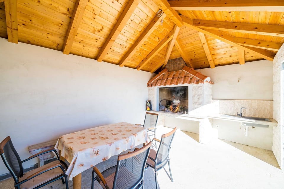 Holiday Home Facilities and Services