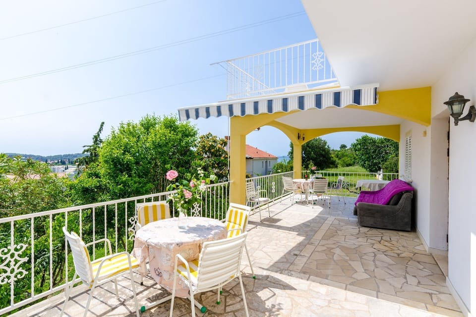 terrace