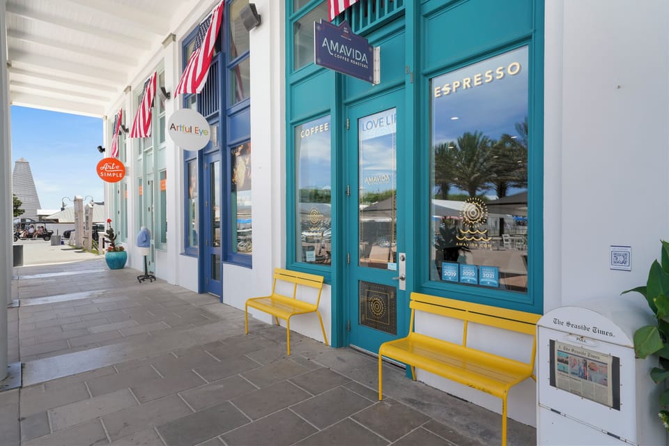 WALK TO OVER 40 SHOPS & RESTAURANTS STEPS FROM DOOR
