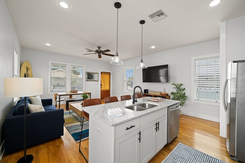House | 2 bedrooms, desk, high-speed internet