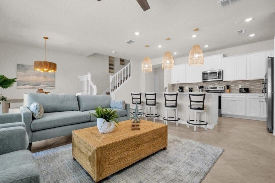 1281 Blue Island Drive (2).jpg