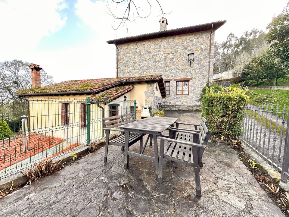 La Casita de La Nozal Country House in Asturias