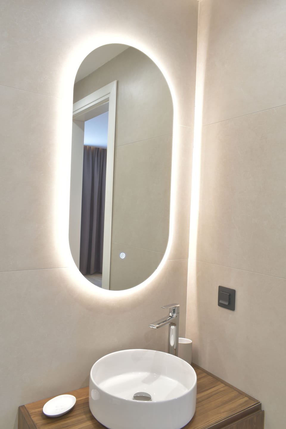 Room's private bathroom