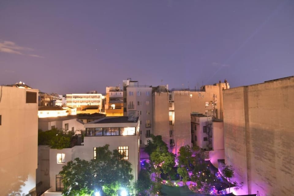 Shared Balcony's city view on the 6th floor