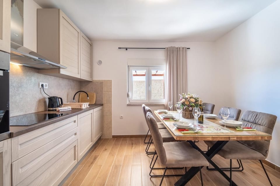 Equipped kitchen