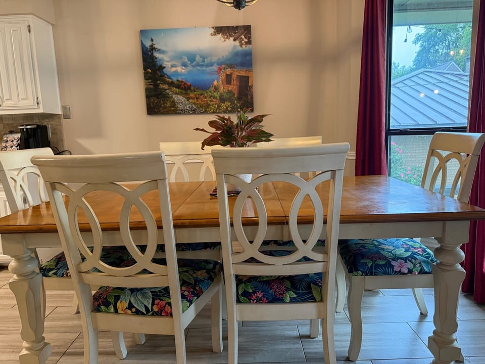 dining options