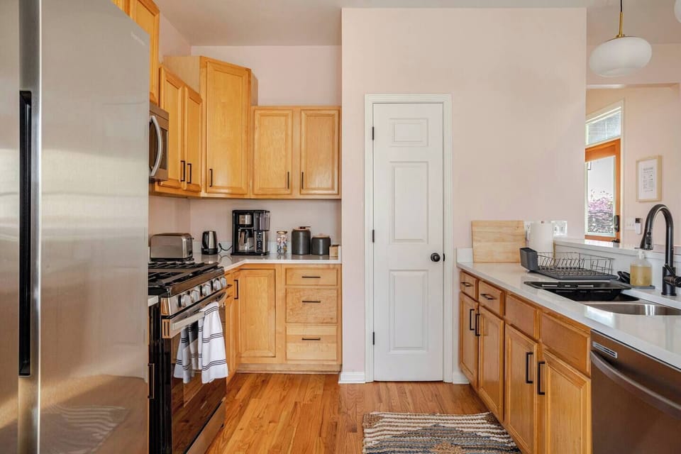 Kitchen with brand new appliances