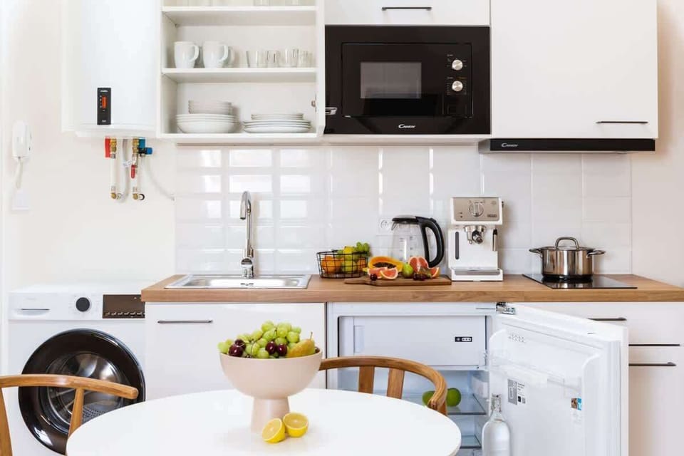 Fully equipped kitchen