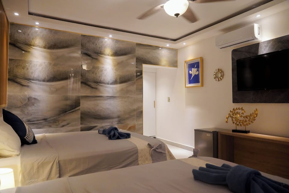 Comfort Quadruple Room | Select Comfort beds, minibar, in-room safe, free WiFi