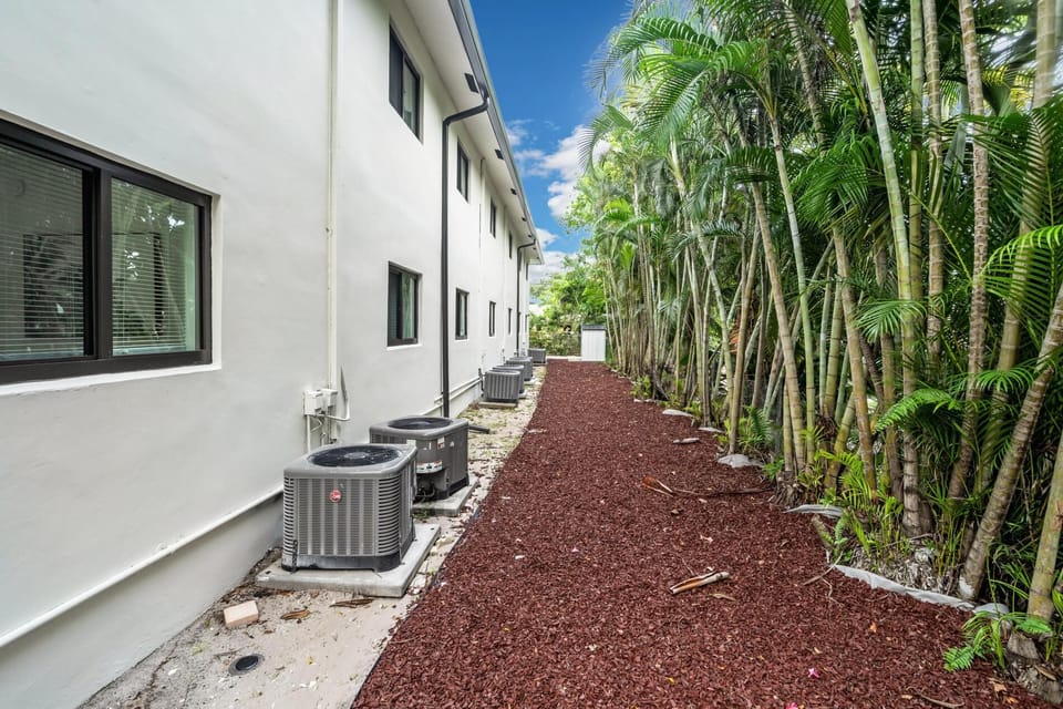 Comfortable 2/1 in Fort Lauderdale (7141)