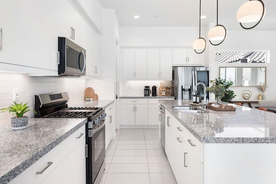 Modern kitchen with everything you need to whip up vacation meals.